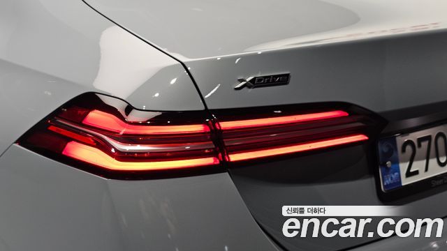 BMW 5-Series 2026 — photo 9