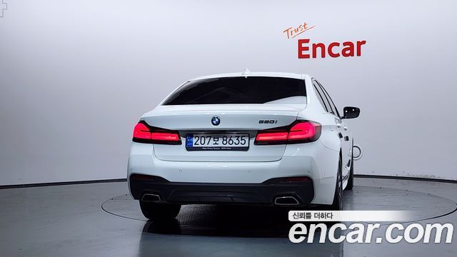 BMW 5-Series 2022 — photo 4