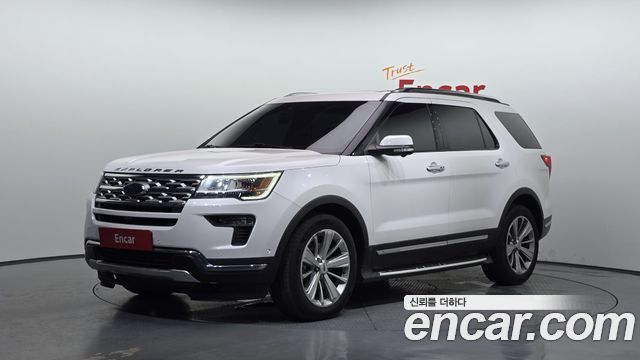 Ford Explorer 2018 — photo 1