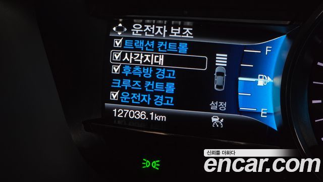 Ford Explorer 2018 — photo 16