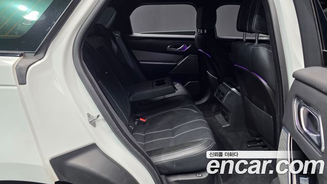 Land Rover Range Rover Velar 2018 — photo 12