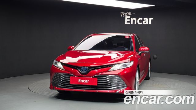 Toyota Camry 2019 — photo 3