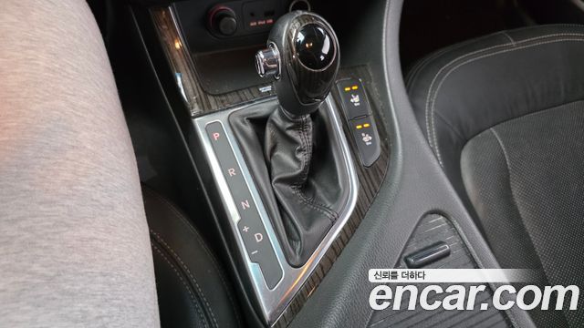 Kia K5 2011 — photo 9