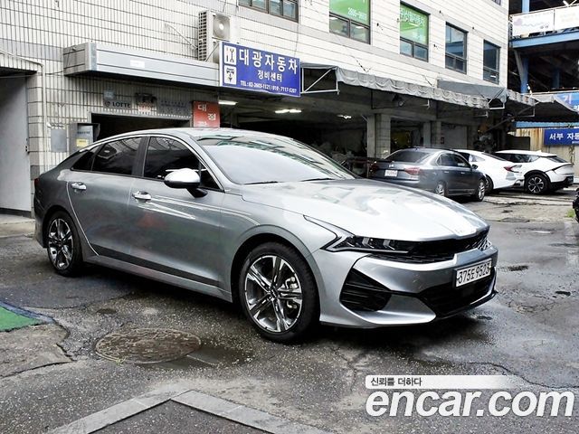 Kia K5 2022 — photo 1