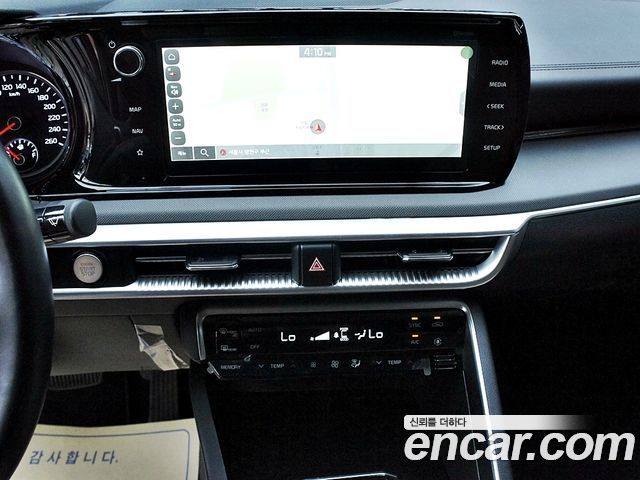 Kia K5 2022 — photo 11
