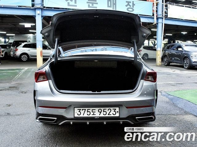 Kia K5 2022 — photo 18