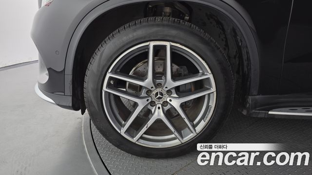 Mercedes-Benz GLE-Class 2018 — photo 5