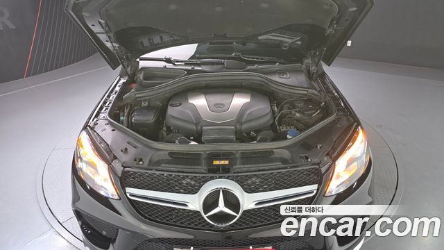 Mercedes-Benz GLE-Class 2018 — photo 6