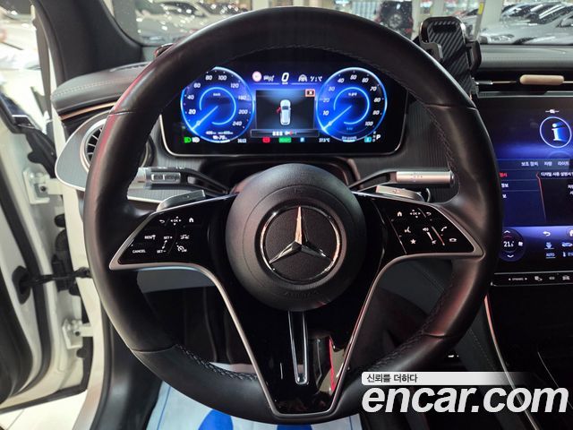 Mercedes-Benz EQS 2023 — photo 10