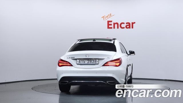 Mercedes-Benz CLA-Class 2017 — photo 4