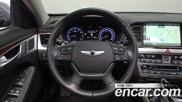 Hyundai Genesis 2016 — photo 13