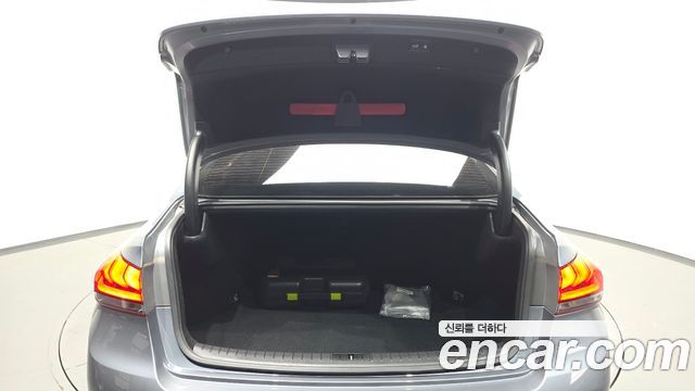 Hyundai Genesis 2016 — photo 20