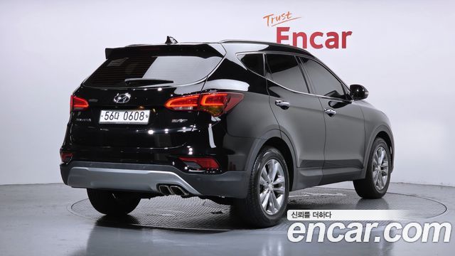 Hyundai Santafe 2016 — photo 2