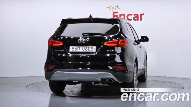 Hyundai Santafe 2016 — photo 4
