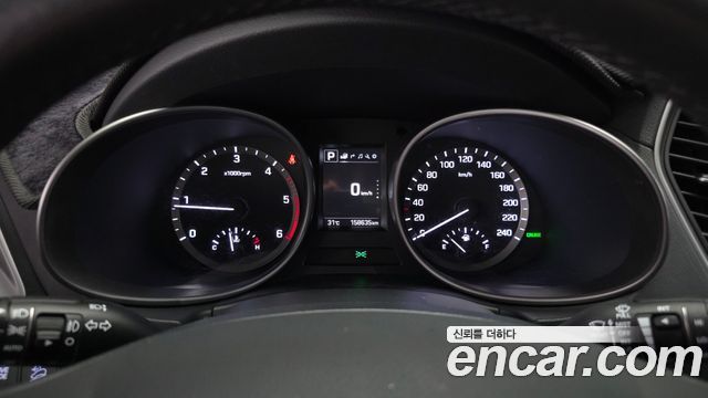 Hyundai Santafe 2016 — photo 8