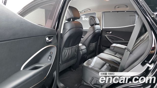 Hyundai Santafe 2016 — photo 11