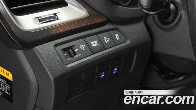 Hyundai Santafe 2016 — photo 15
