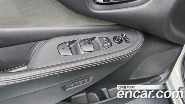 Nissan Murano 2016 — photo 17