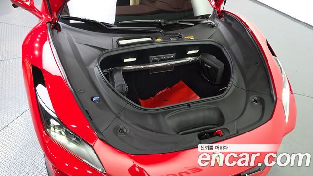 Ferrari F8 2021 — photo 6