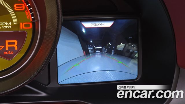 Ferrari F8 2021 — photo 14