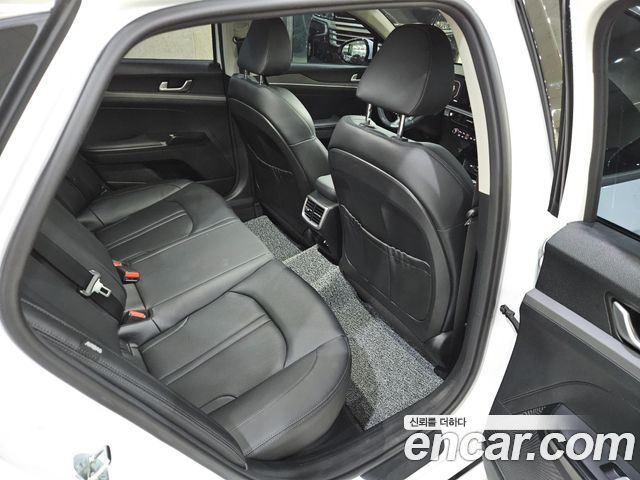 Kia K5 2025 — photo 5