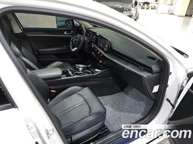 Kia K5 2025 — photo 6