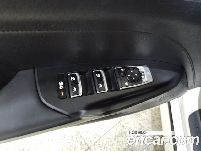 Kia K5 2025 — photo 8