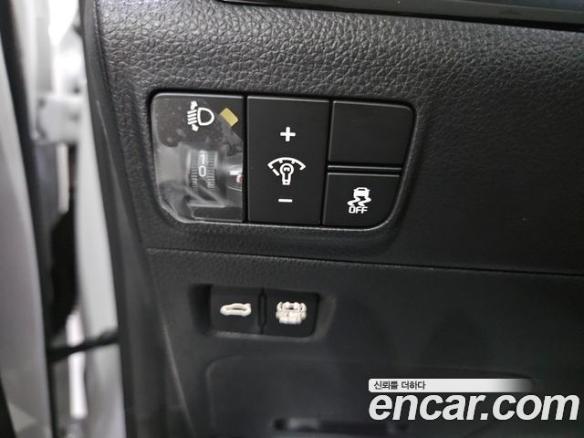 Kia K5 2025 — photo 9