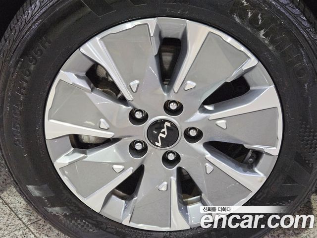 Kia K5 2025 — photo 19