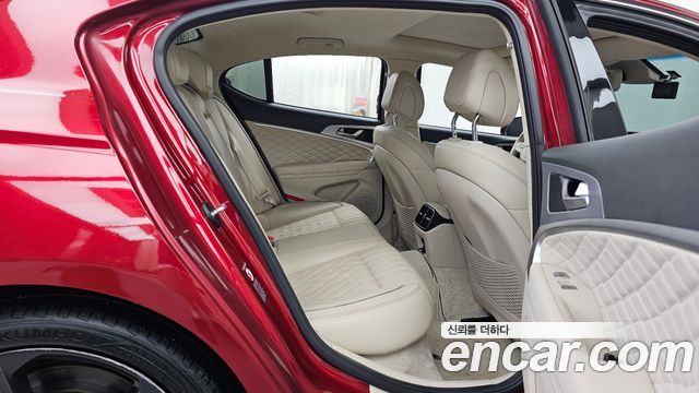 Genesis G70 2020 — photo 12