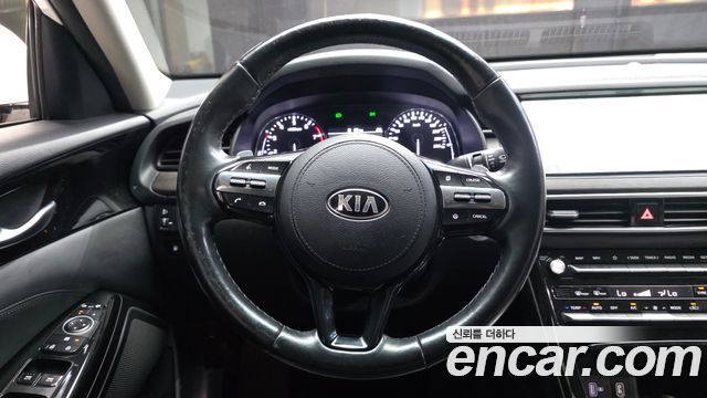 Kia K7 2020 — photo 13
