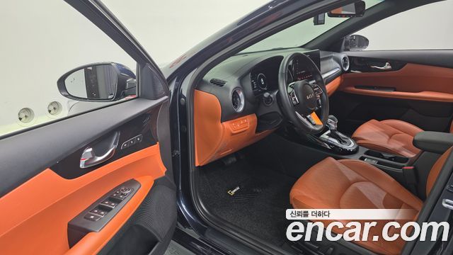 Kia K3 2022 — photo 11