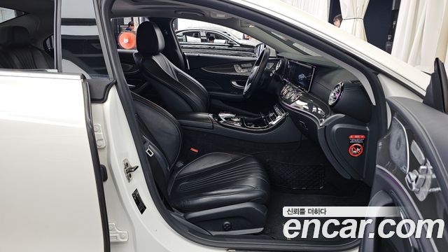 Mercedes-Benz CLS-Class 2019 — photo 11