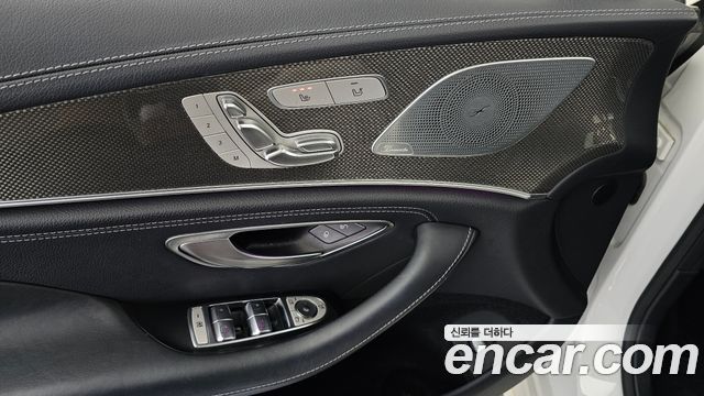 Mercedes-Benz CLS-Class 2019 — photo 19