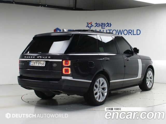 Land Rover Range Rover 2021 — photo 2