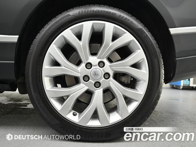 Land Rover Range Rover 2021 — photo 5