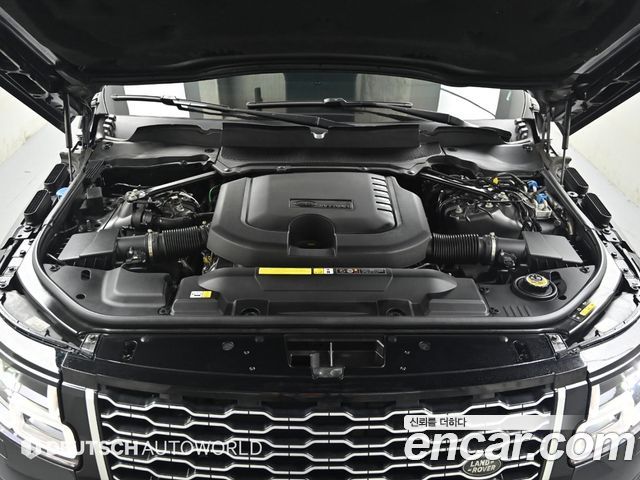 Land Rover Range Rover 2021 — photo 6