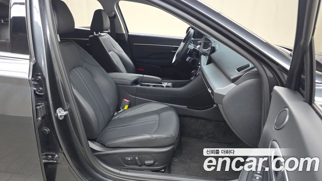 Hyundai Sonata 2025 — photo 17