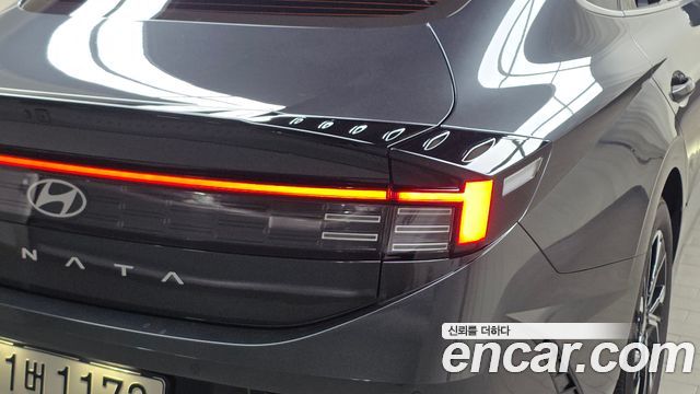 Hyundai Sonata 2025 — photo 9