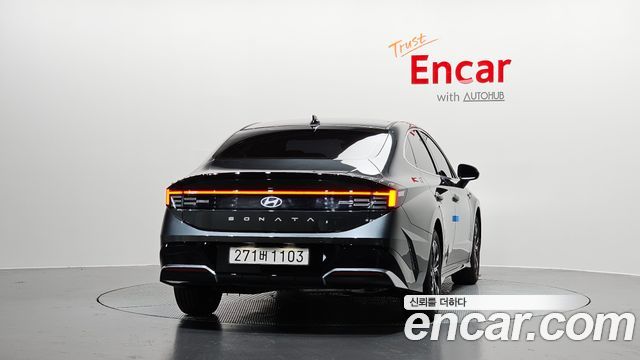 Hyundai Sonata 2025 — photo 4