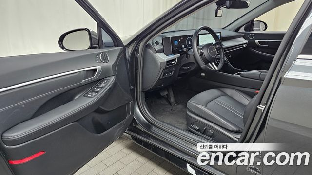 Hyundai Sonata 2025 — photo 13