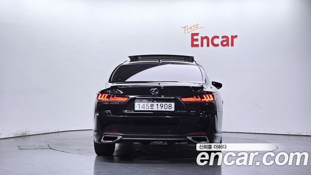 Lexus LS 2019 — photo 4