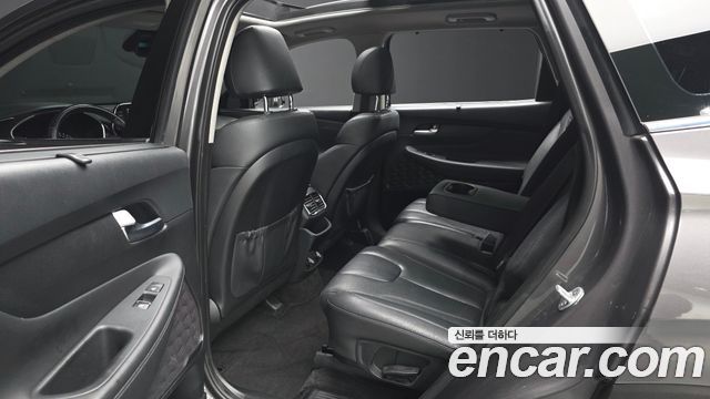 Hyundai Santafe 2020 — photo 18