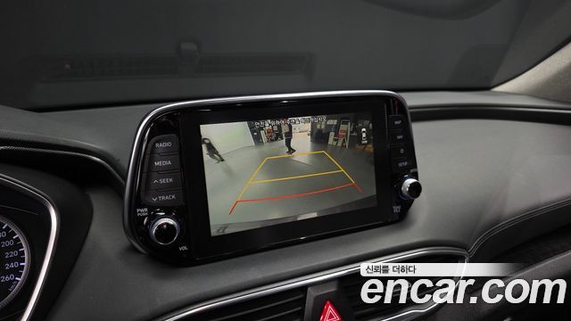 Hyundai Santafe 2020 — photo 22