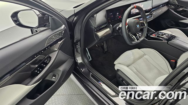 BMW M5 2026 — photo 10