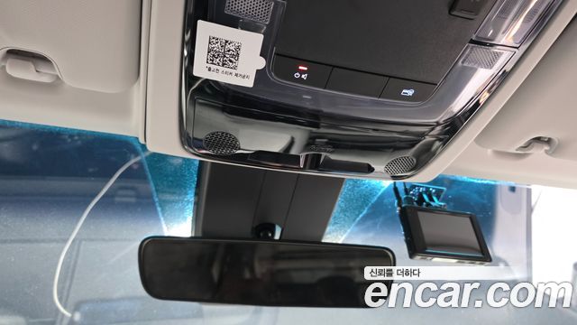 Hyundai Staria 2025 — photo 24