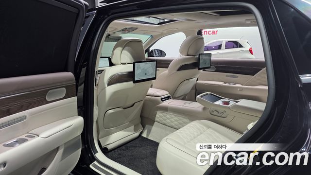Genesis G90 2023 — photo 11