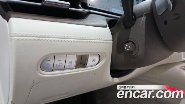 Genesis G90 2023 — photo 12