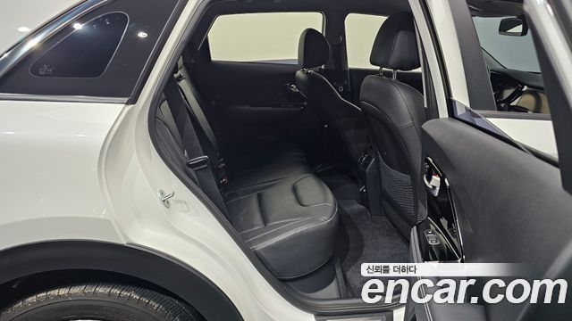 Kia Niro 2022 — photo 17
