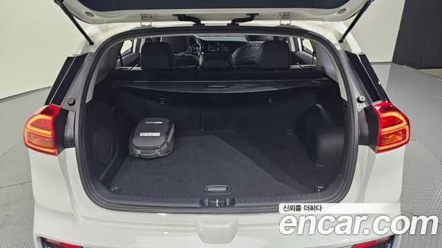 Kia Niro 2022 — photo 22